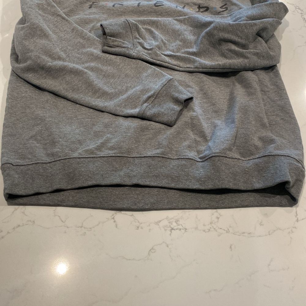 Friends Crew Neck - Picture 5 of 6